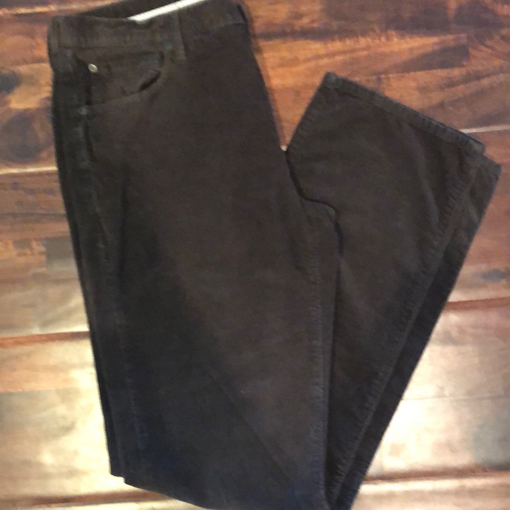Men’s corduroy straight leg pant